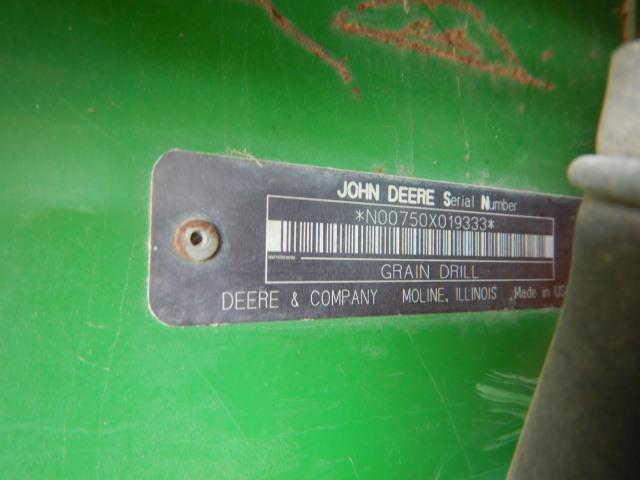 JOHN DEERE 750 NO TILL DRILL,  15', SEED ATTACHMENT S# N00750X019333