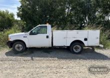 2001 Ford F-350 Service Truck, 176,900 Miles, Gasoline, Automatic, PS, AC,
