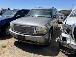 2005 GMC YUKON SUV 152,000(+/-) mi  V8, GAS, AUTO, SUNROOF, LEATHER SEATS,P