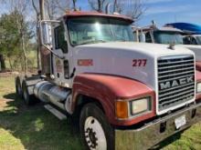 2004 MACK CH613 TRUCK TRACTOR, 40,203+ hrs, 7,708+ unconfirmed miles,  MACK