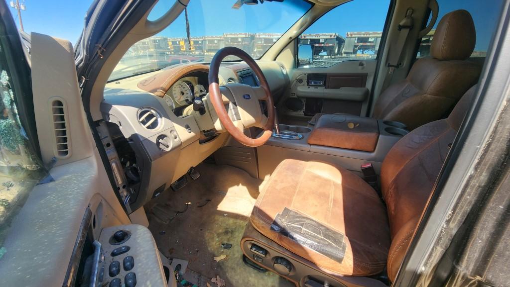 2006 FORD F150 PICKUP TRUCK, 234981 MILES,  WRECKED, 4 DR, 4X4, GAS, A/T, K