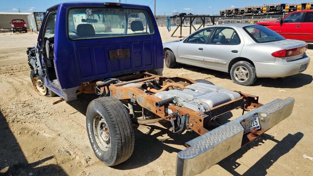 1995 FORD F150 PICKUP TRUCK, UNKNOWN MILEAGE,  SALVAGE, 2 DR, 2WD, GAS, A/T