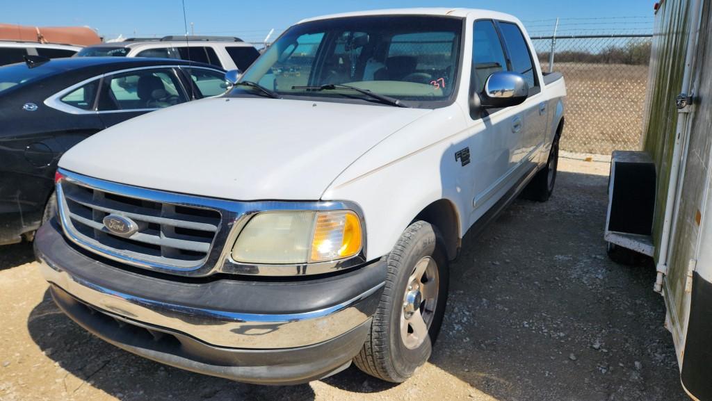 2002 FORD F150 PICKUP TRUCK, UNKNOWN MILEAGE,  4 DR, 2WD, GAS, A/T, KEYS, U