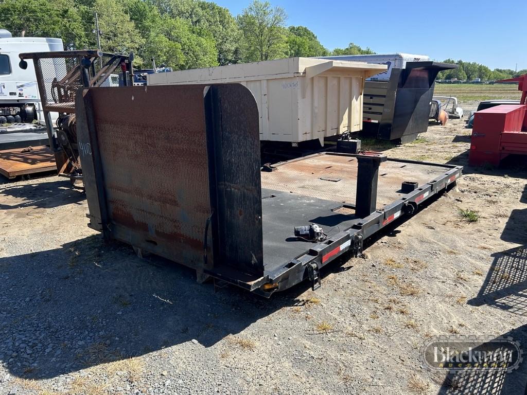 FLATBED FOR DAY CAB  W/HEADACHE RACK,