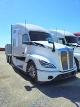 2023 KENWORTH T680 TRUCK TRACTOR, 146,028+mi  53" CONDO SLEEPER , PACCAR DI