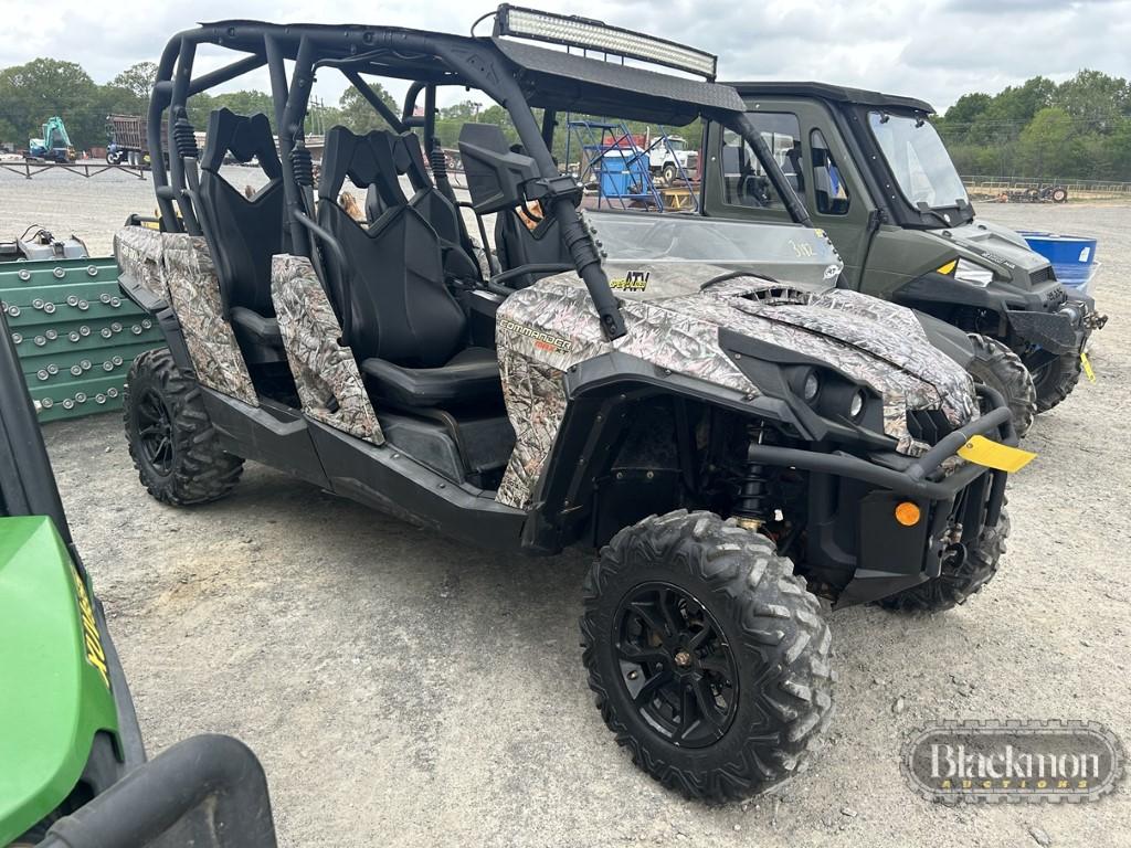 2014 COMMANDER MAX ATV, 256+ hrs,  4-SEAT, GAS, AUTOMATIC, DUMP BED S# 3JBK