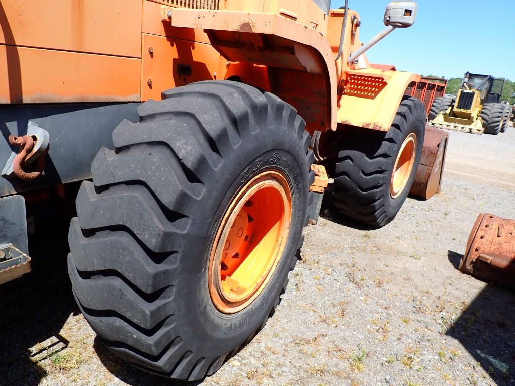 2010 DOOSAN DL200 RUBBER TIRED LOADER, 3557 HRS  ARTICULATED, 4X4, CAB, GP