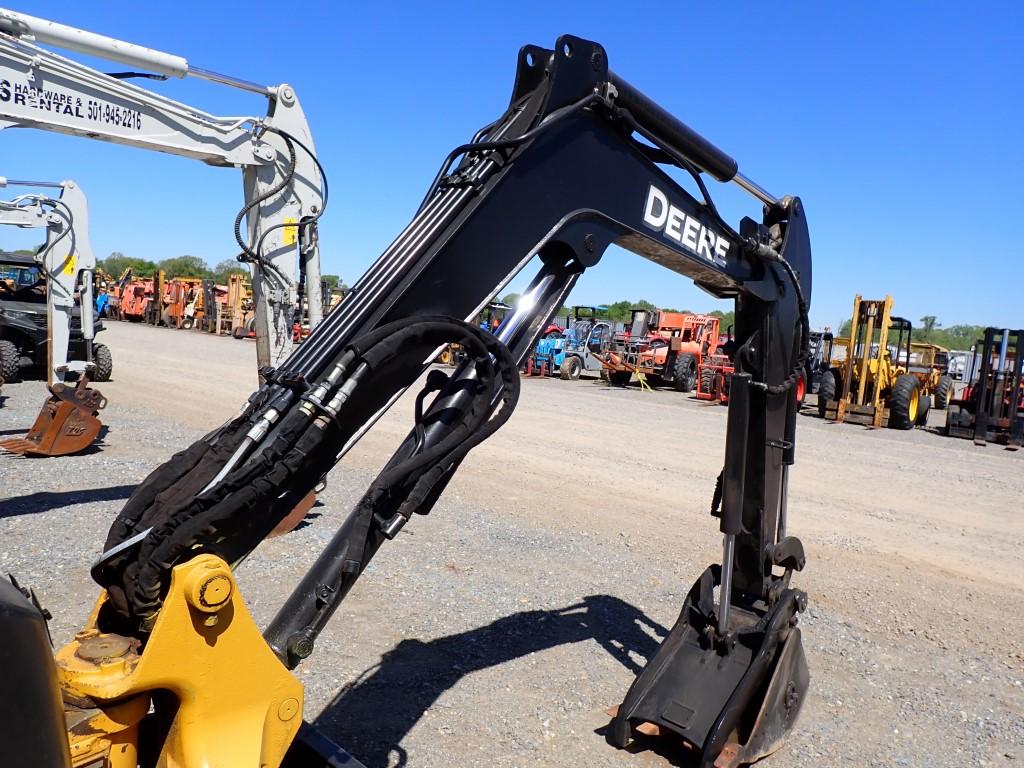 JOHN DEERE 27D MINI EXCAVATOR,  RUBBER TRACKS, CANOPY, S# 24601003