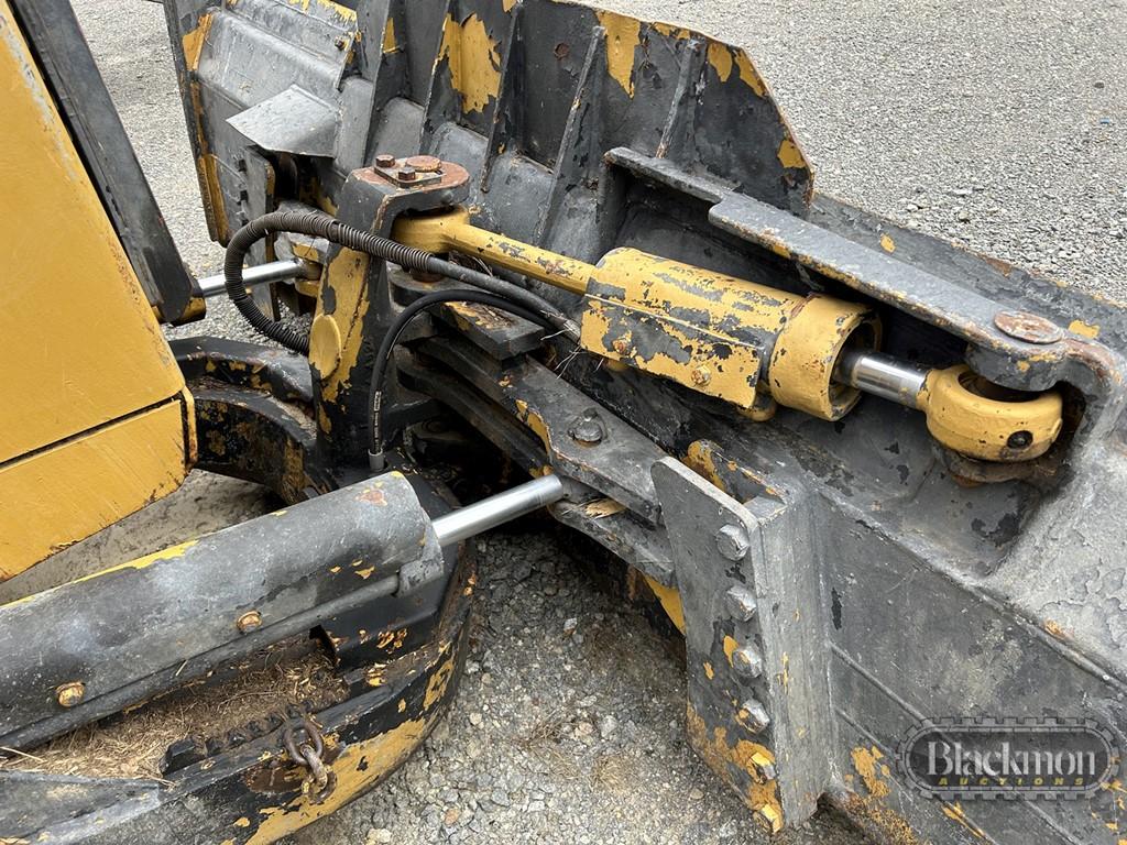 CATERPILLAR D4H TSK SKIDDER DOZER, 4202+ hrs  CAB, AC, 6 WAY BLADE, SWEEPS,