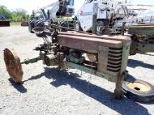 JOHN DEERE MODEL B WHEEL TRACTOR,  40'S ERA