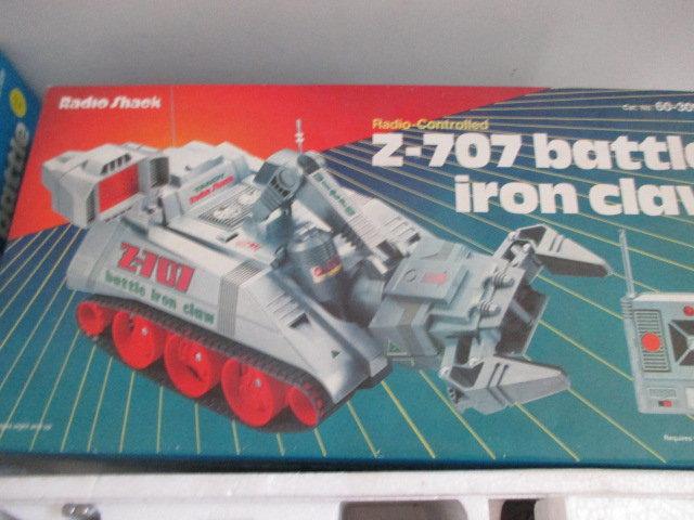 2 Radio Shack Z-707 Battle Iron Claws with Boxes