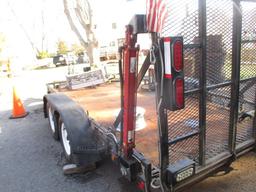 Heavy Duty Hydraulic Trailer with Badland 12000 LB Wind (13' Trailer Only )