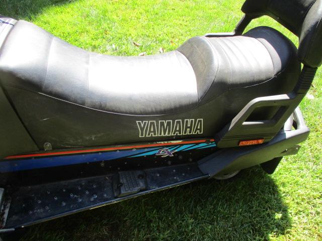 1989 VMAX 600 Yamaha DX Snowmobile - 703 Miles