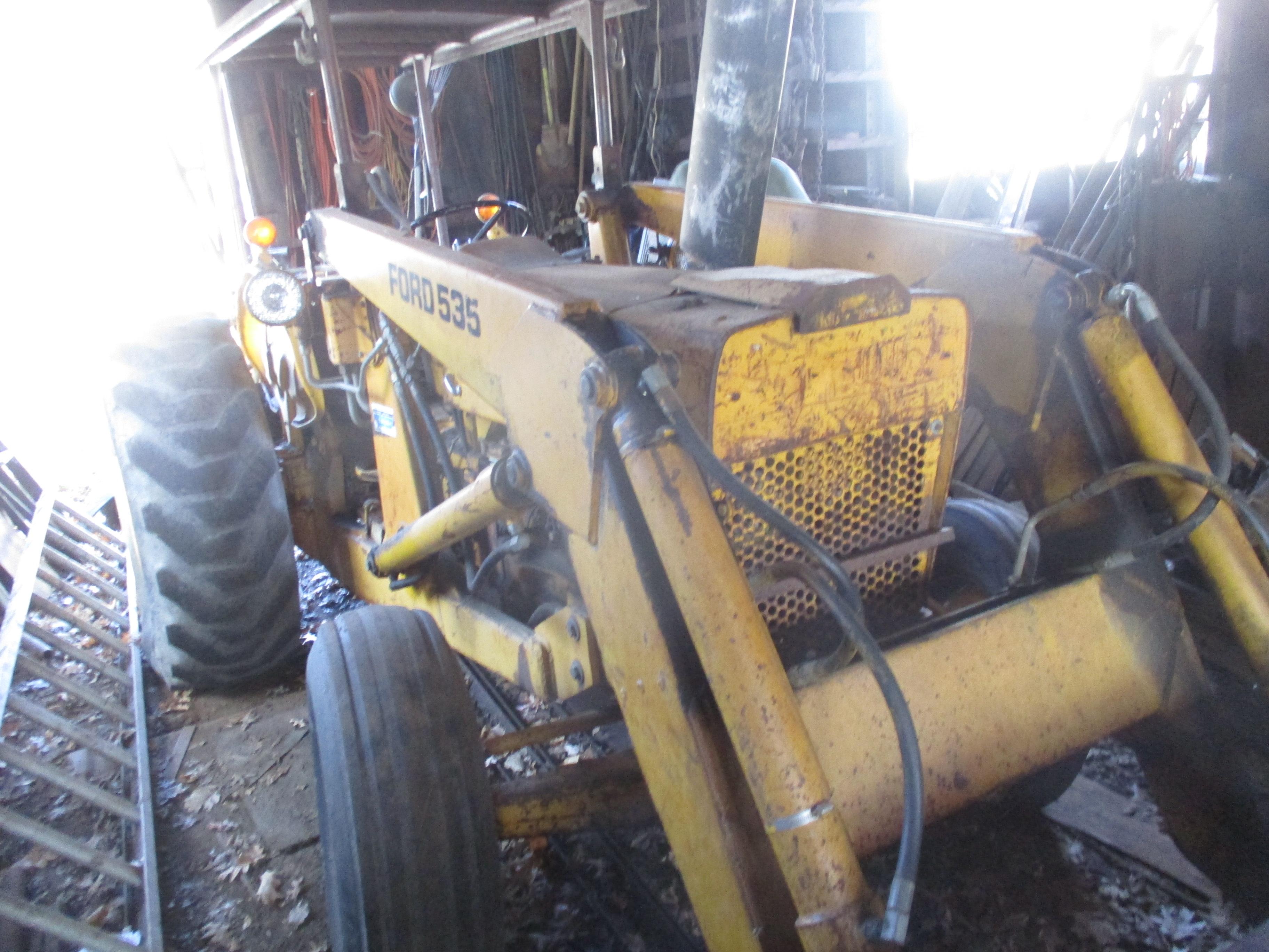 1977 Ford 535 Tractor Loader