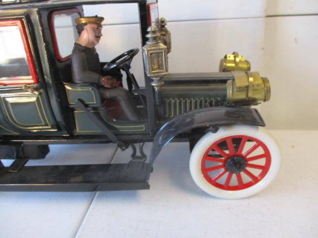 Metal with Plastic Accessories Antique Coach With Driver 16"