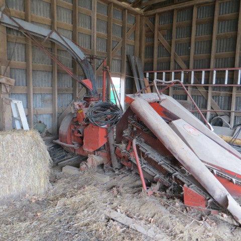 FOX 0162 2 Row Silage Chopper  & 30 in Corn Head, S/N 4327