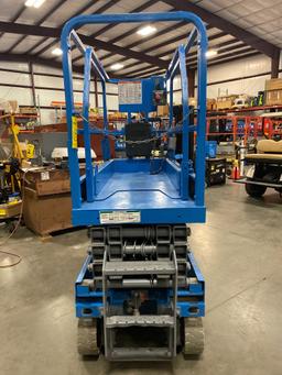 GENIE GS1930 SCISSOR LIFT, SELF PROPELLED, 19' PLATFORM HEIGHT, BUILT IN BATTERY CHARGER, SLIDE OUT