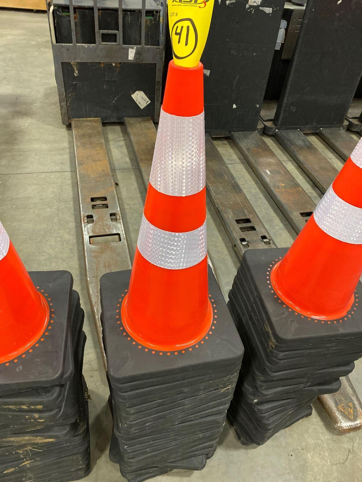 20 SAFETY CONES