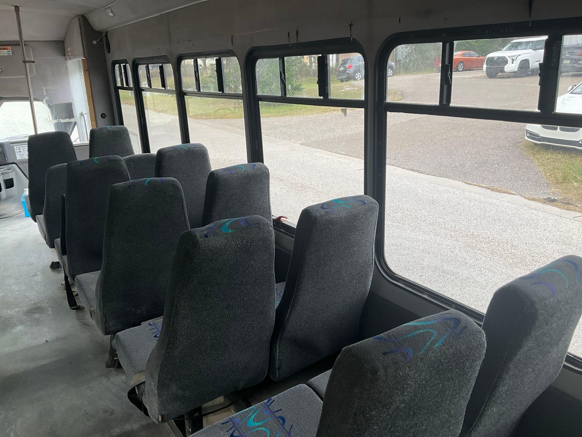 2018 FORD ECONOLINE 450 SHUTTLE BUS, GAS AUTOMATIC, 28 PASSENGER SEATING, APPROX 14500 GVWR,