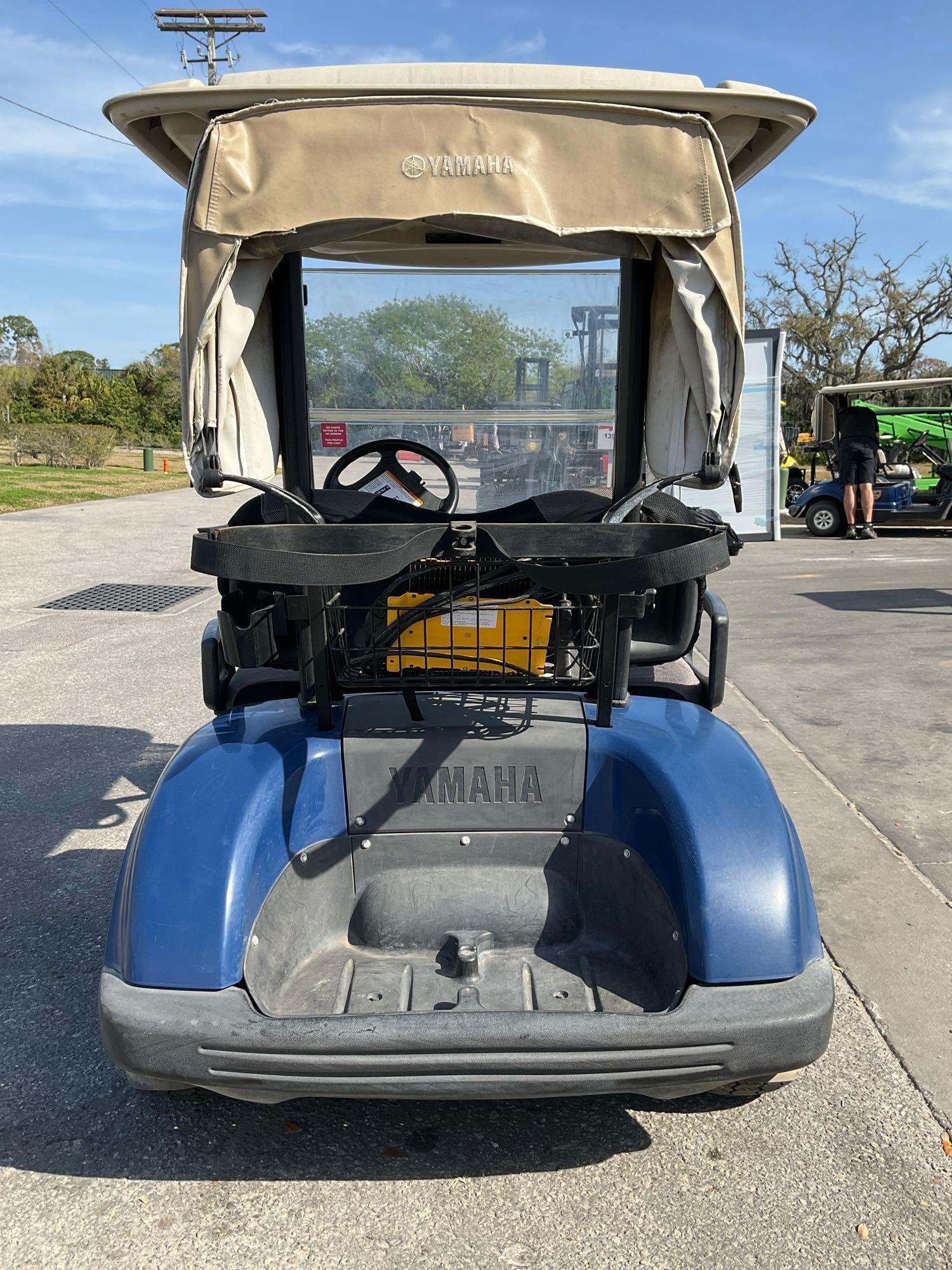 2015 YAMAHA GOLF CART MODEL YDREX5, ELECTRIC, 48VOLTS, BILL OF SALE ONLY , BATTERY CHARGER INCLUD...