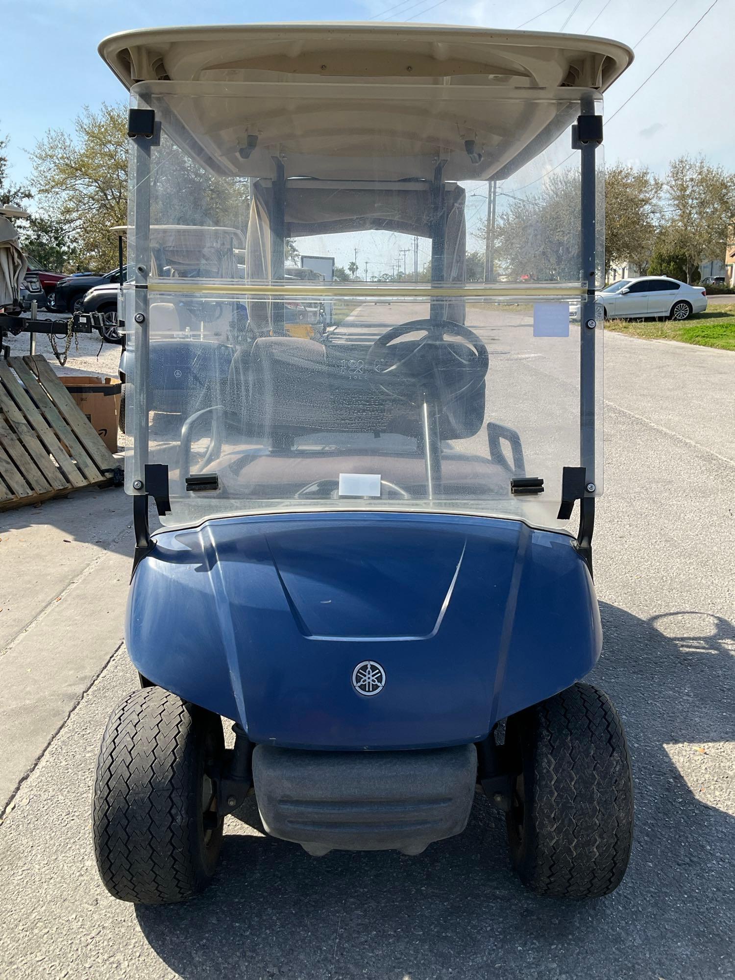 2015 YAMAHA GOLF CART MODEL YDREX5, ELECTRIC, 48VOLTS, BILL OF SALE ONLY , BATTERY CHARGER INCLUD...