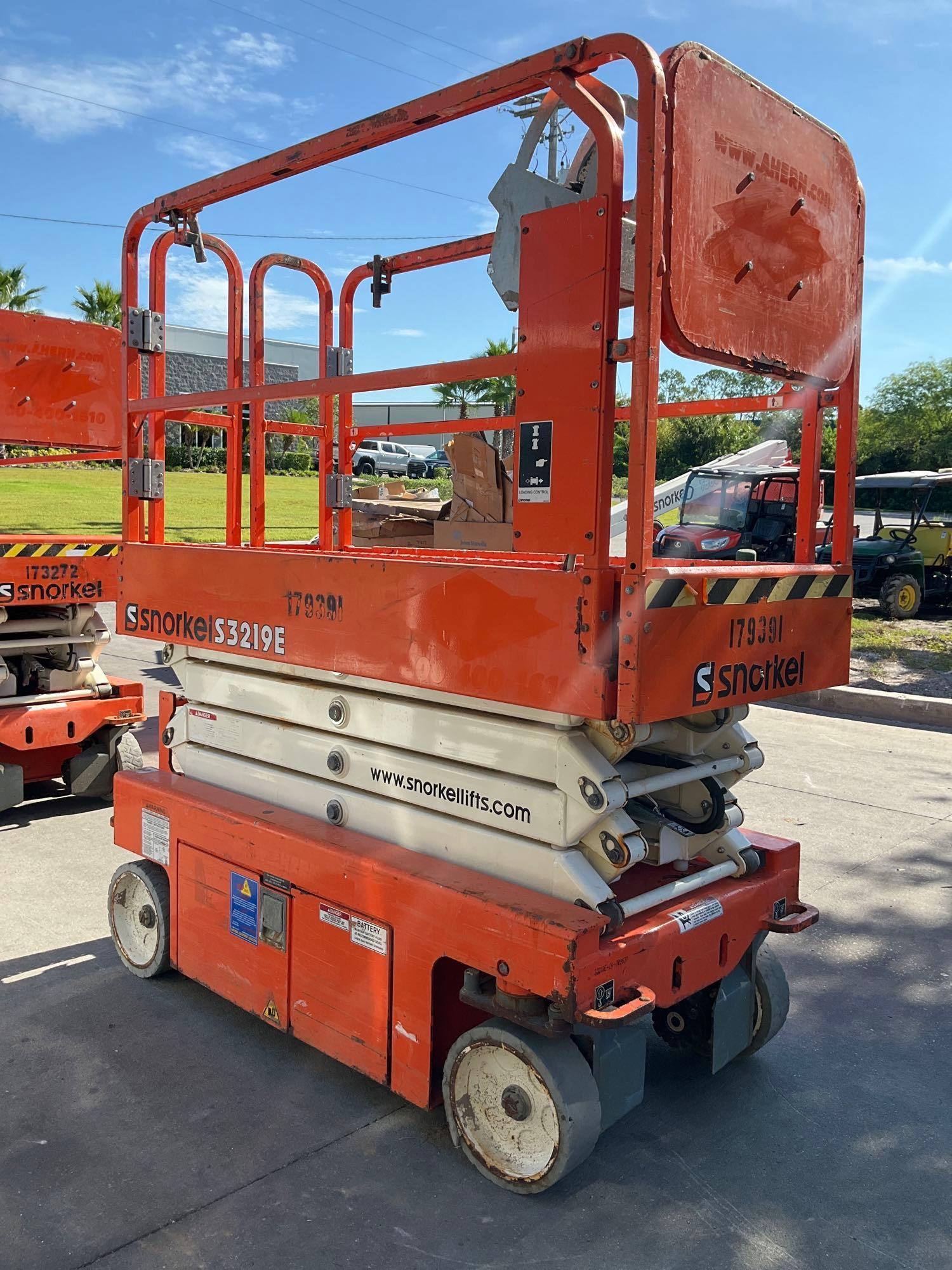 2016 SNORKEL SCISSOR LIFT MODEL S3219E ANSI , ELECTRIC, APPROX MAX PLATFORM HEIGHT 19FT, NON MARK...