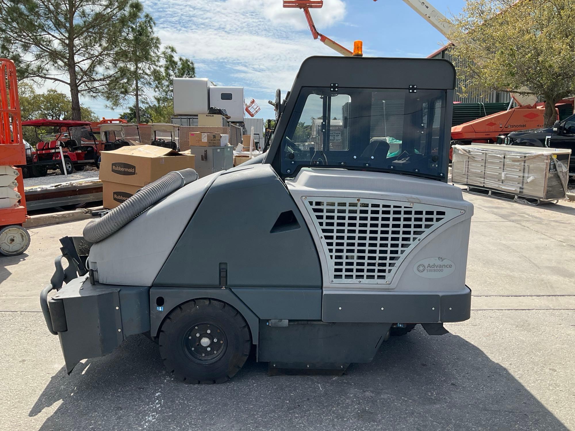 NILFISK ADVANCE SW8000 RIDE ON FLOOR SWEEPER, DIESEL