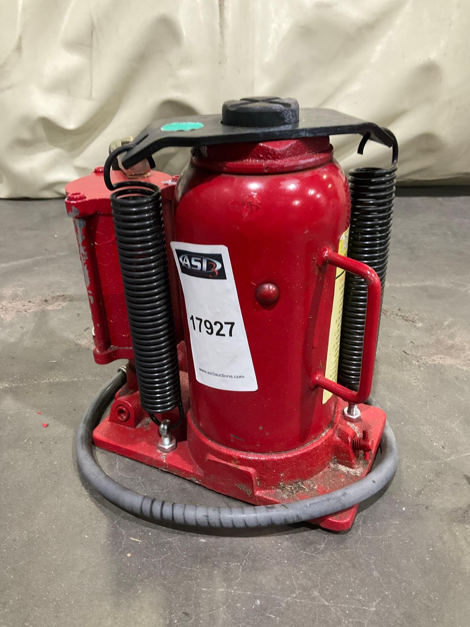 UNUSED ATE PRO USA 20 TON AIR HYDRAULIC BOTTLE JACK, APPROX 44,000LBS MAX CAPACITY 