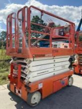 2016 SNORKEL SCISSOR LIFT MODEL S4732E ANSI, ELECTRIC, APPROX MAX PLATFORM HEIGHT, 32FT, NON MARK...