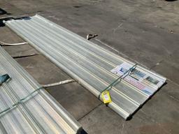 UNUSED POLYCARBONATE ROOF PANELS CLEAR, APPROX 35.43IN x 11.81FT, APPROX 30 PIECES ( PLEASE NOTE