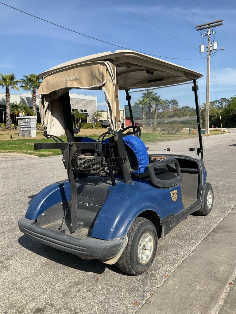 2015 YAMAHA GOLF CART MODEL YDREX5, ELECTRIC, 48VOLTS, BILL OF SALE ONLY , BATTERY CHARGER INCLUD...