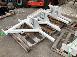 ( 3 ) HEAVY DUTY EQUIPMENTPOLE RACKS FOR TRUCKS, APPROX70" EACH