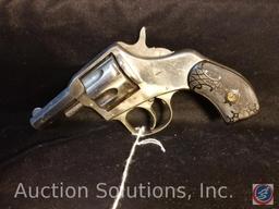 Manufacturer: H&R Model: The American Caliber: 32 cal Serial #: NSN Type: D/A Revolver