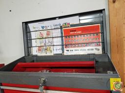Craftsman locking tool box with open top, keys are present