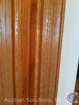 Salvage rights to All Bi-Fold Closet Doors w/ Door Trim included: (6) measure 2ft wide x 79 in. in