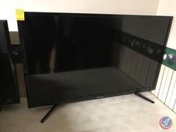 Hisense 40 inch LED LCD TV w/remote (Model # 40H3E)