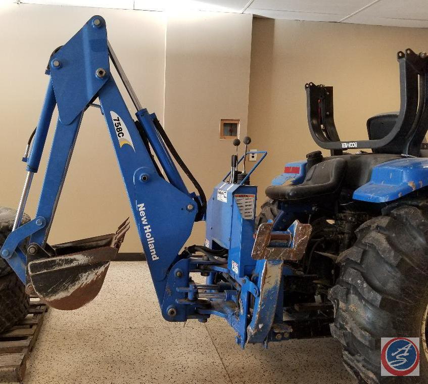 New Holland Boomer 3045 Tractor, Hydrostatic Transmission 00641.4 hours - Newholland Series 758C