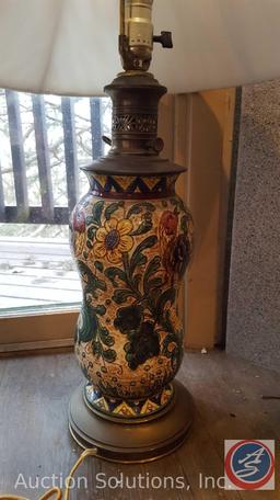 Ornately Enameled Brass Base Vintage Table Lamp w/ Shade (needs new cord)