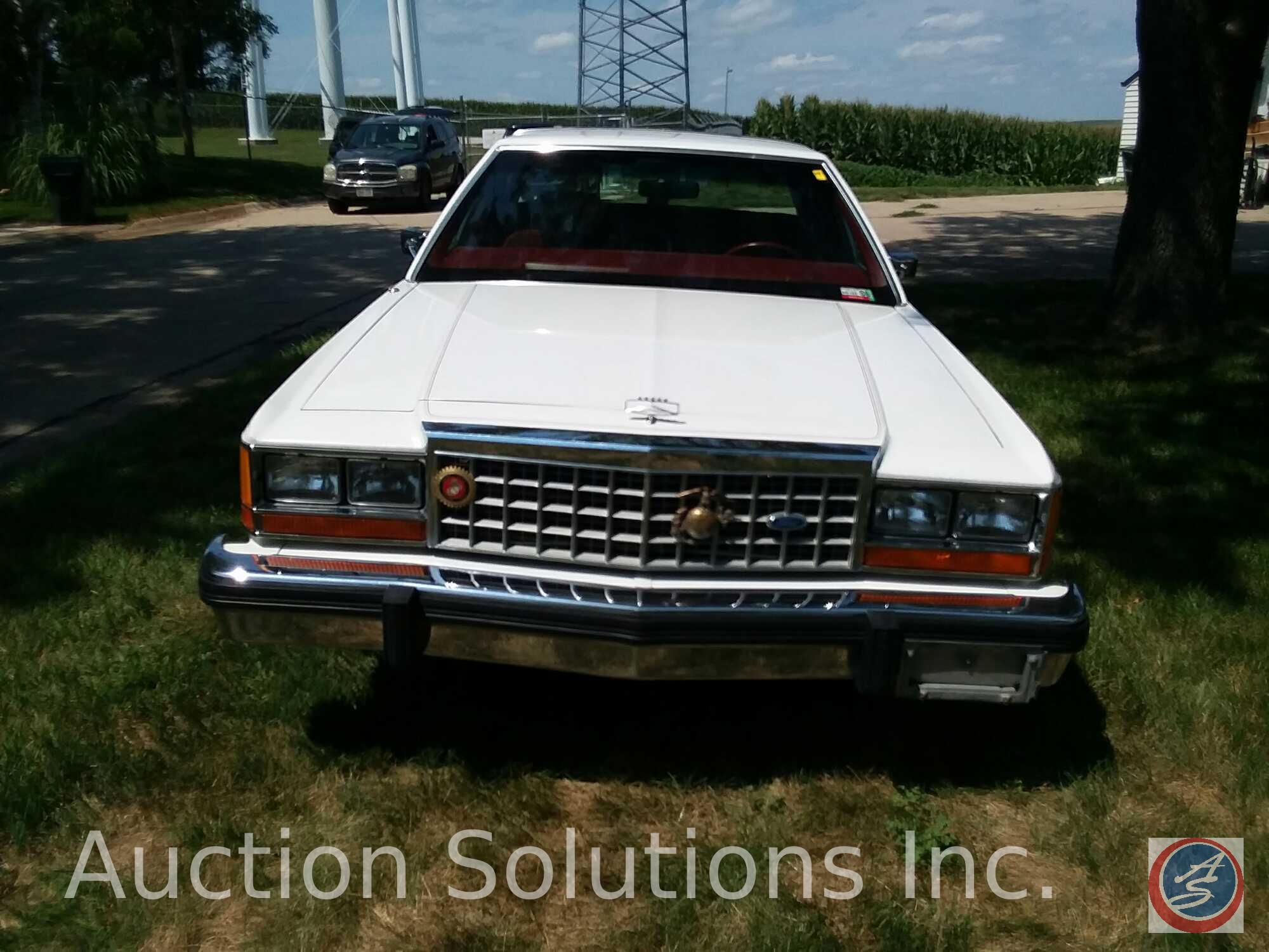 1984 Ford LTD Crown Victoria Passenger Car, VIN # 1FABP43F7EZ113772