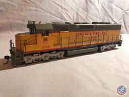 [3] Athearn HO Scale Great Plains, Missouri Pacific, Union Pacific Model Train Cars / Dummy Engines