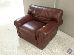 Brown Leather Trend lounge chair (42x35)