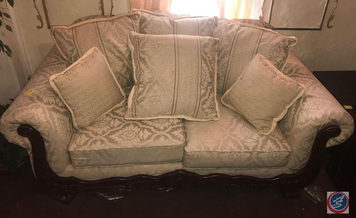 American Furniture Love Seat 75 x 35 x 38