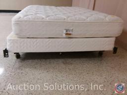 Hilton 'Suite Dreams' Queen Perfect Sleeper Bed Made by Serta - Featuring Fireblocker Fiber -