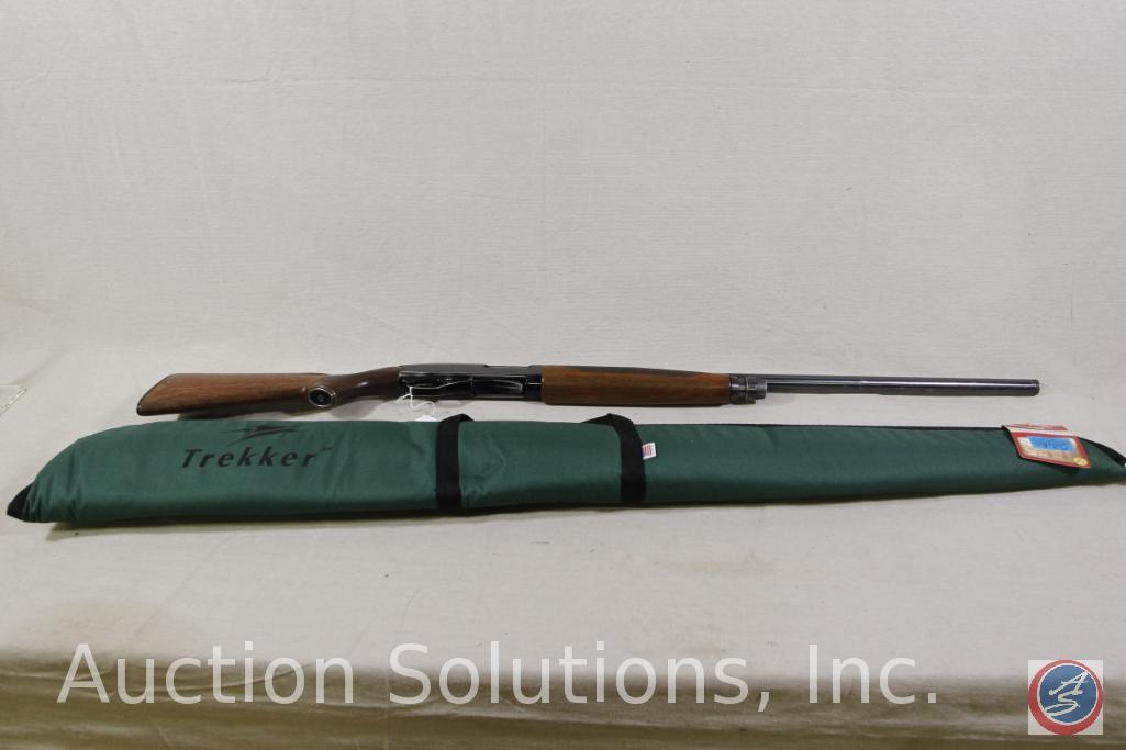 WINCHESTER Model 1200 12 GA Shotgun Pump Shotgun with Winchoke in Soft Case Ser # L884957