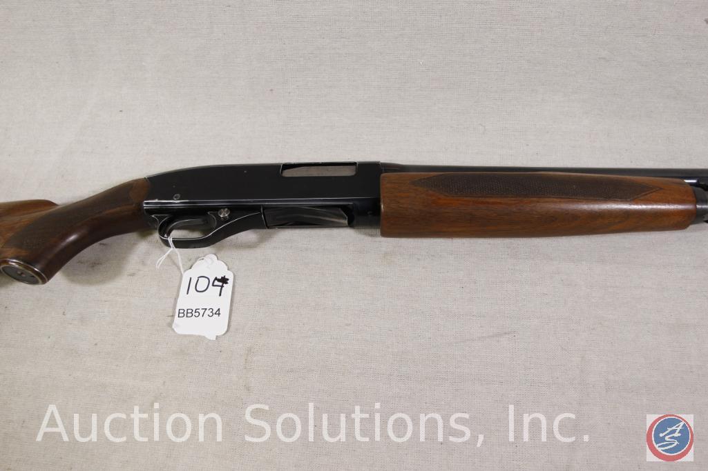 WINCHESTER Model 1200 12 GA Shotgun Pump Shotgun with Winchoke in Soft Case Ser # L884957