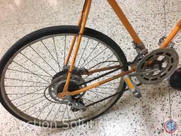 Vintage Huffy Break Away 10-Speed Bicycle {{TIRES DO NOT HOLD AIR}}