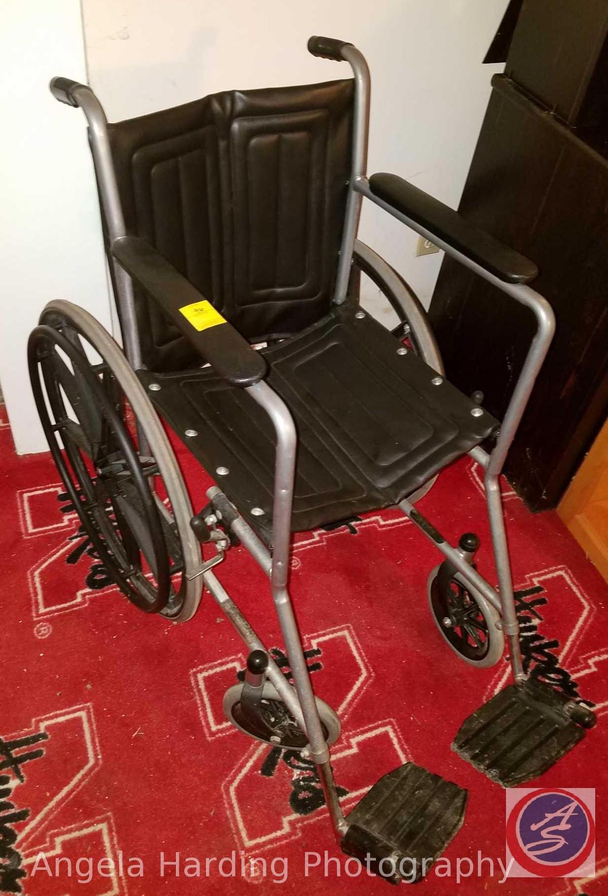 18" (Back) X 18" (Seat) Wheel Chair Model DSS
