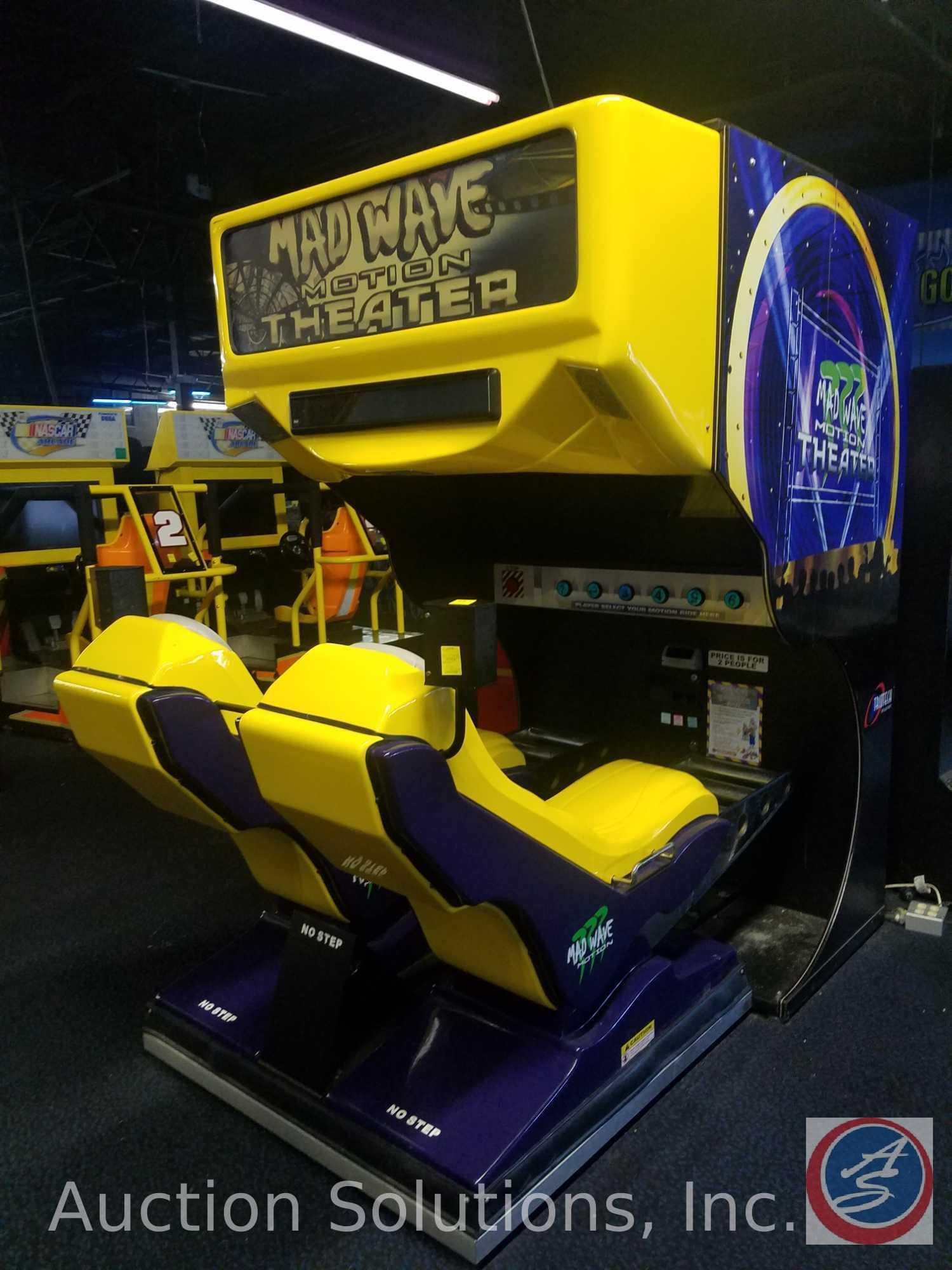 Mad Wave Motion Theater by Trio Tech Amusement Serial No. MT-07-04-841 with Intercard Reader {{SOME