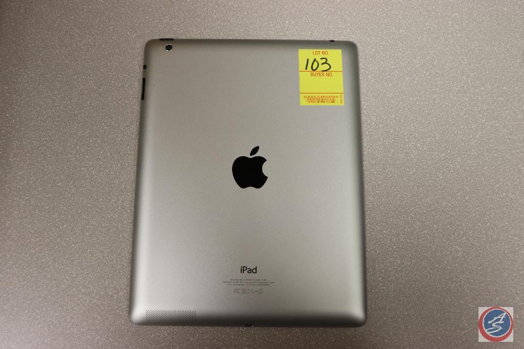 Apple iPad Model No. A1458 Serial No. MD51OLL/A DMPJM1XBF182 13 GB {{NO CHARGING CORD}}