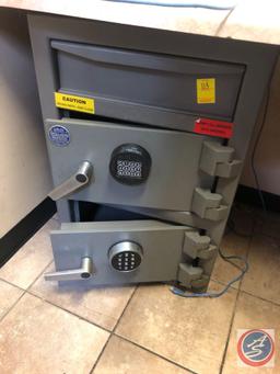 Roland Safe Co. Floor Safe [[COMBINATION INCLUDED]]